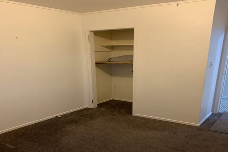 Photo of property in 522 Beach Road, Murrays Bay, Auckland, 0630