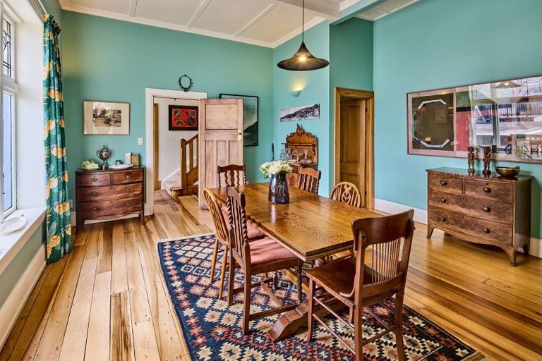 Photo of property in 2 Hay Street, Oriental Bay, Wellington, 6011