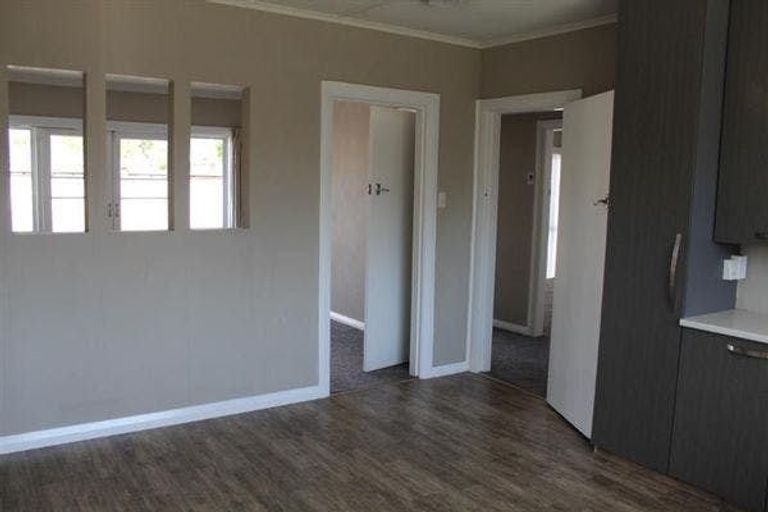 Photo of property in 25 Glasgow Street, Takaro, Palmerston North, 4412