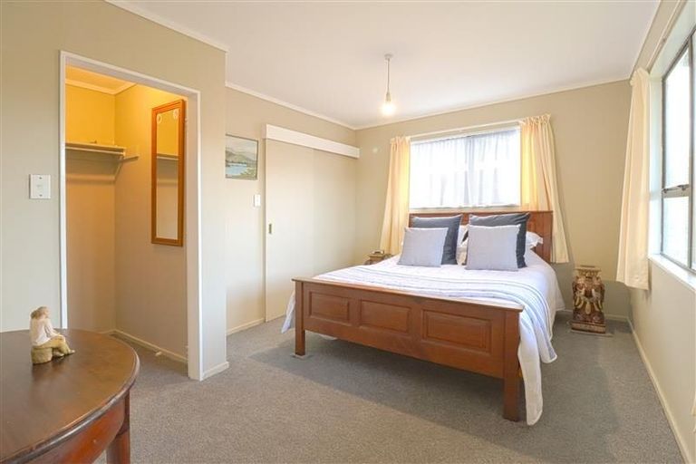 Photo of property in 9 Ration Lane, Whitby, Porirua, 5024