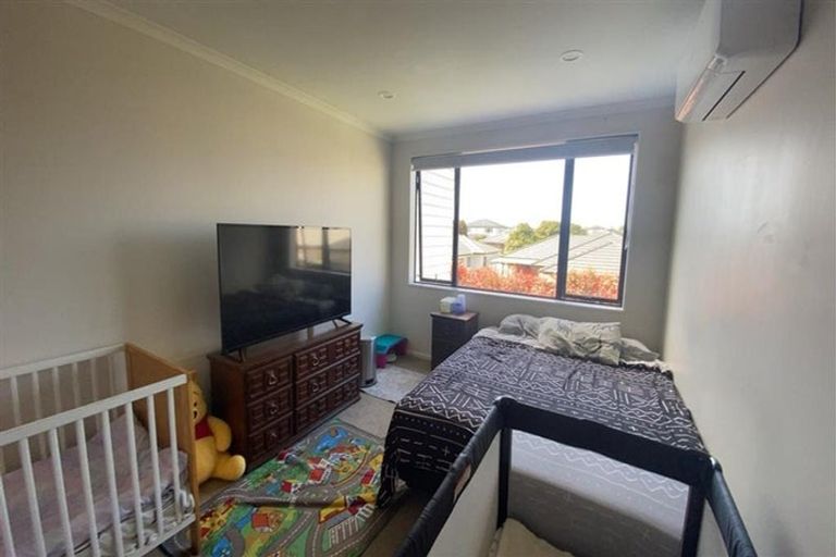 Photo of property in 3 Gum Spear Road, Takanini, 2112