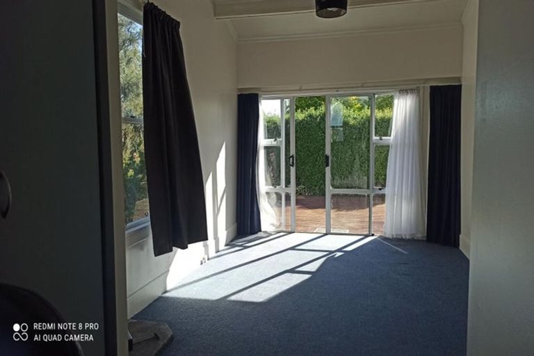 Photo of property in 15 May Street, Waiwera South, Clinton, 9584