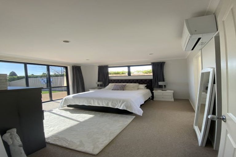 Photo of property in 10 Amner Place, Havelock North, 4130