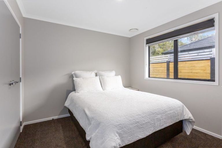 Photo of property in 1 Genoa Place, Whitby, Porirua, 5024