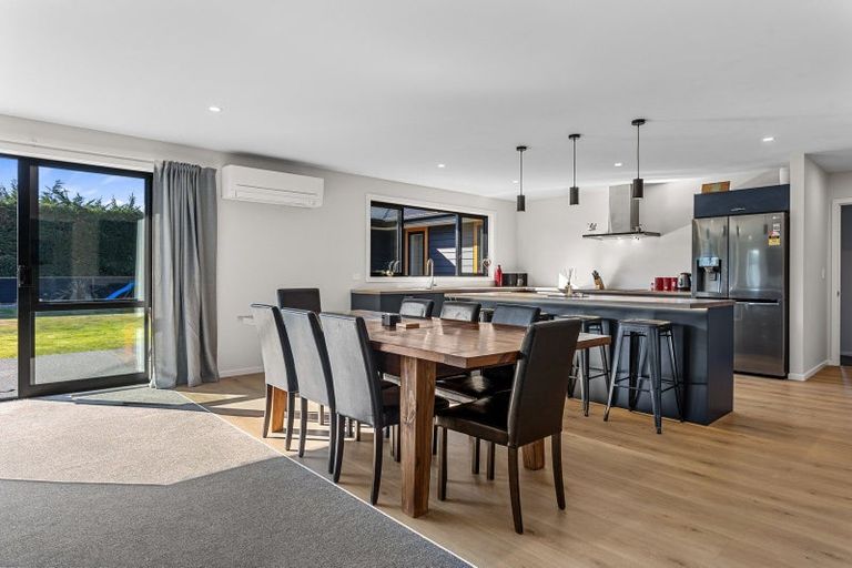 Photo of property in 41 Willowside Place, Amberley, 7410