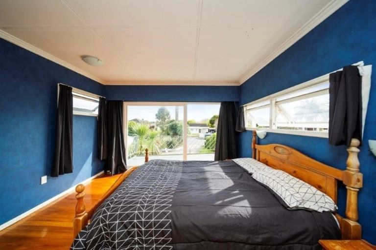 Photo of property in 161 South Road, Hawera, 4610