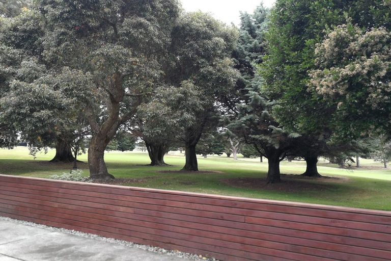 Photo of property in 39 Stellin Street, Boulcott, Lower Hutt, 5011