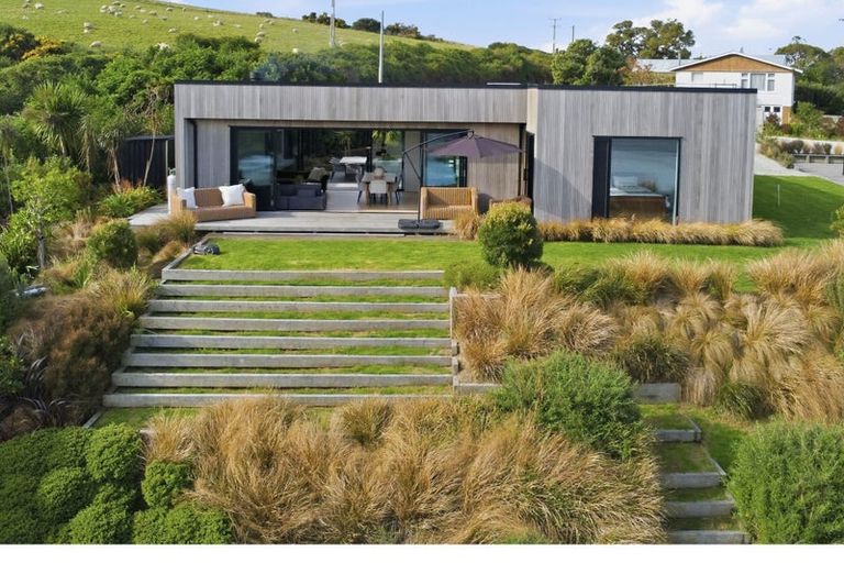 Photo of property in 1371 Taieri Mouth Road, Taieri Mouth, 9091