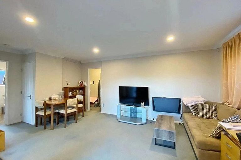 Photo of property in 23a Te Atatu Road, Te Atatu South, Auckland, 0610