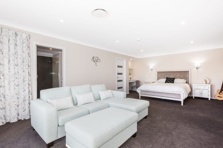 Photo of property in 145 Endeavour Drive, Whitby, Porirua, 5024