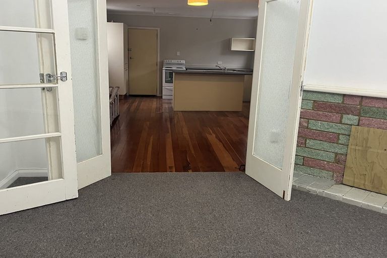 Photo of property in 28 Colombo Street, Hokowhitu, Palmerston North, 4410