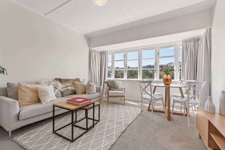 Photo of property in 18 Rennie Street, Green Island, Dunedin, 9018