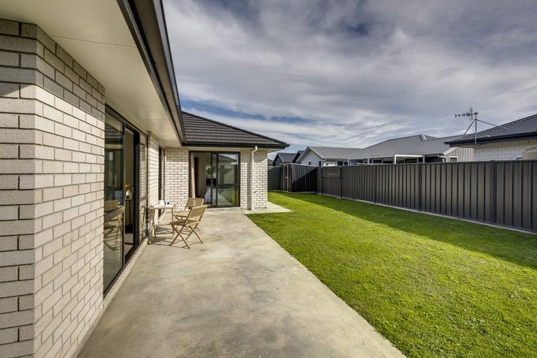 Photo of property in 16 Hikawera Drive, Frimley, Hastings, 4120