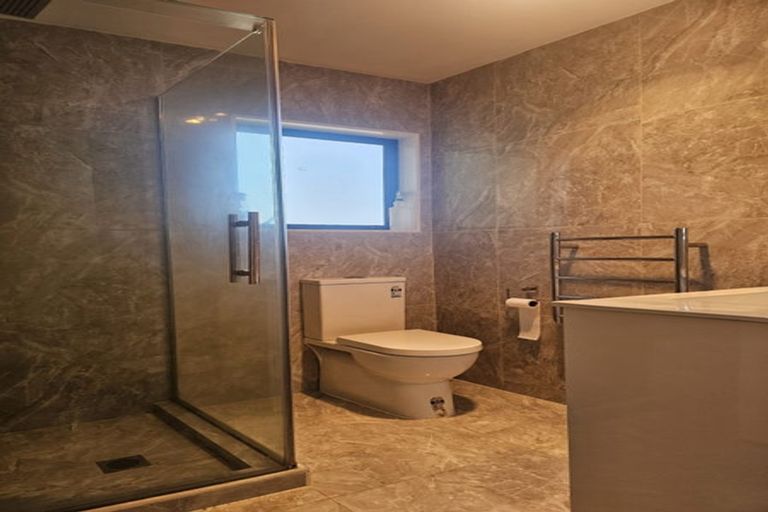Photo of property in 8d Mahon Place, Papatoetoe, Auckland, 2025