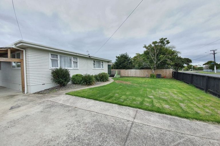 Photo of property in 1/148 Old Wairoa Road, Papakura, 2110