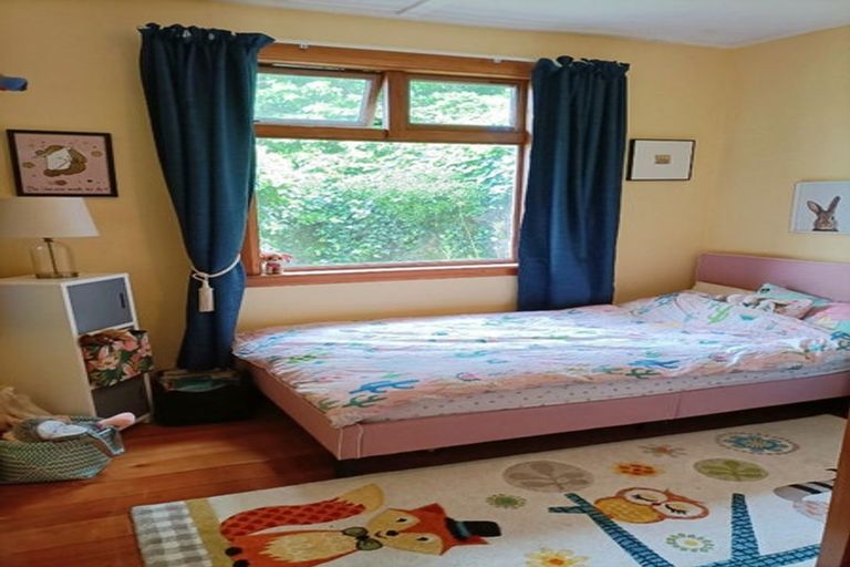 Photo of property in 121 Barnard Street, Wadestown, Wellington, 6012