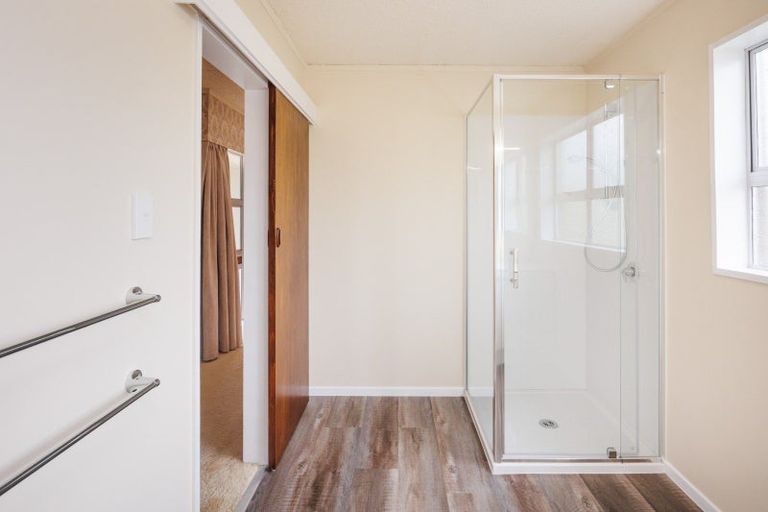 Photo of property in 27a Redwood Grove, Hokowhitu, Palmerston North, 4410