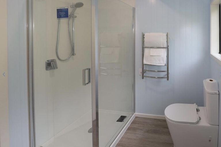 Photo of property in 5 Libra Place, Kawaha Point, Rotorua, 3010