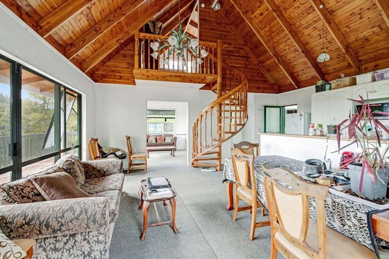 Photo of property in 245 Anderson Road, Helensville, 0875