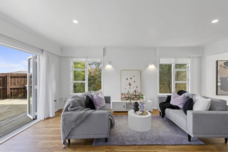 Photo of property in 162 Queen Street West, Levin, 5510