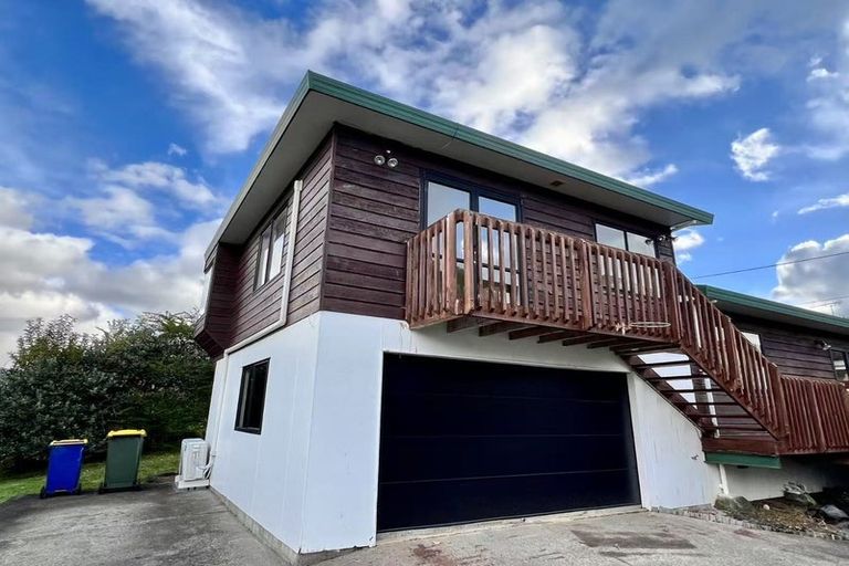 Photo of property in 2/10 Belmont Terrace, Milford, Auckland, 0620