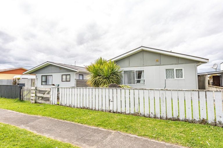 Photo of property in 18c Mosston Road, Castlecliff, Whanganui, 4501