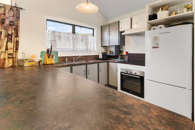 Photo of property in 15 Dickens Street, Owhata, Rotorua, 3010