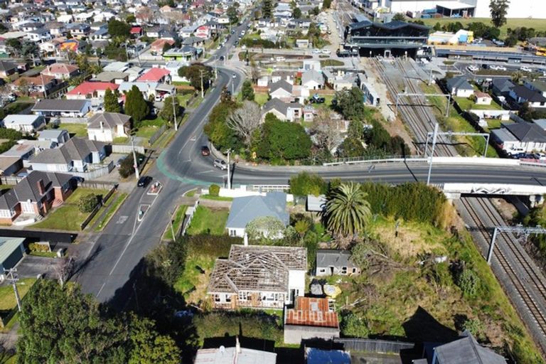 Photo of property in 28 Cambridge Terrace, Papatoetoe, Auckland, 2025