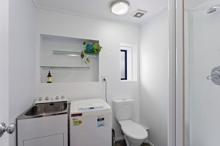 Photo of property in 2a Otaihanga Road, Paraparaumu Beach, Paraparaumu, 5032