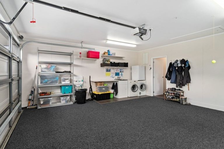 Photo of property in 27 Mavora Road, Lake Hayes, Queenstown, 9304