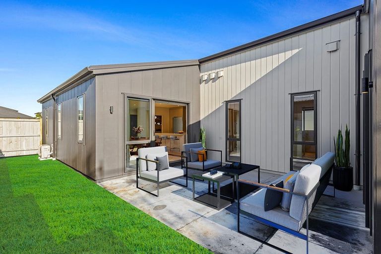 Photo of property in 23 Te Napi Drive, Takanini, Auckland, 2112