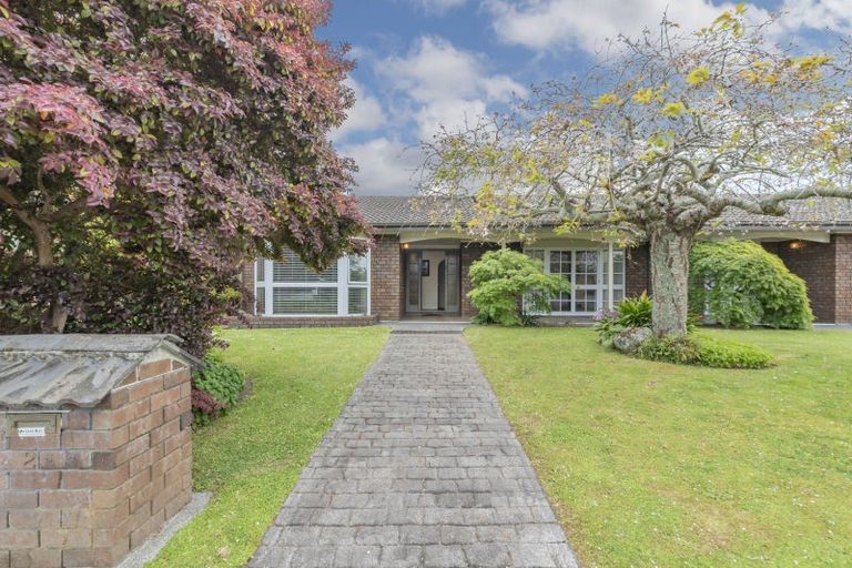 Photo of property in 2 Roselawn Lane, Pahurehure, Papakura, 2113