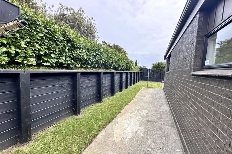 Photo of property in 20 Tiverton Crescent, Whalers Gate, New Plymouth, 4310