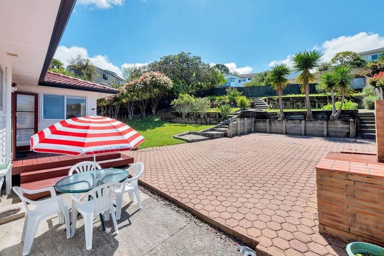Photo of property in 111 Monarch Avenue, Hillcrest, Auckland, 0627