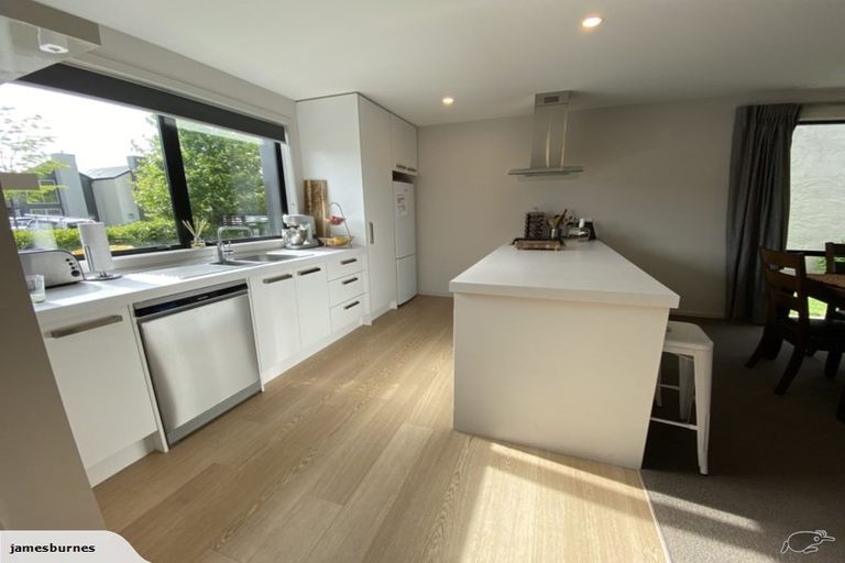 Photo of property in 7 Onslow Road, Lake Hayes, Queenstown, 9304