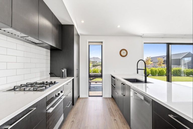 Photo of property in 19 Pounamu Avenue, Albert Town, Wanaka, 9305