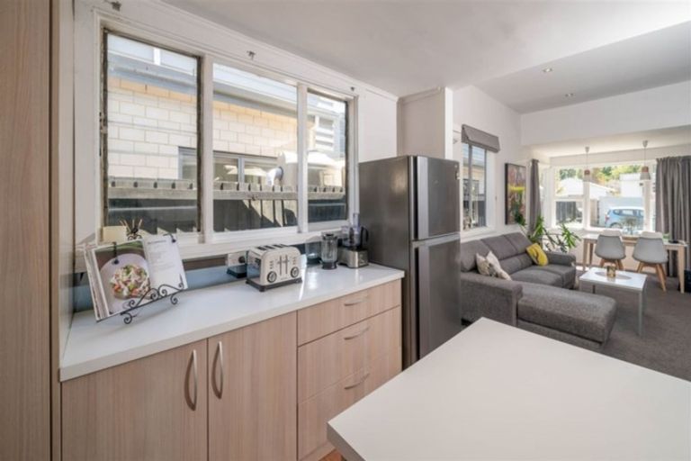 Photo of property in 32 Burke Street, Addington, Christchurch, 8024