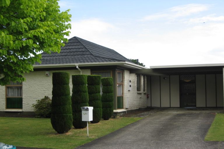 Photo of property in 1/1 Glengowan Place, Conifer Grove, Takanini, 2112