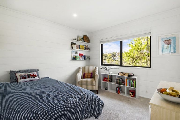 Photo of property in 2/42 Glamorgan Drive, Torbay, Auckland, 0630
