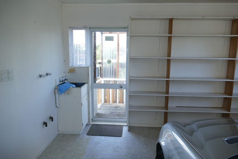 Photo of property in 2/9 Akehurst Avenue, New Lynn, Auckland, 0600