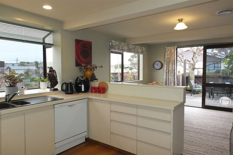 Photo of property in 15 Monowai Place, Glenwood, Timaru, 7910