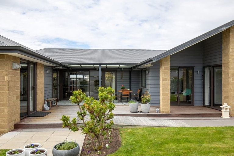 Photo of property in 8 Henderson Drive, Alexandra, 9320