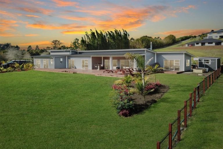 Photo of property in 22 The Ridge, Kerikeri, 0230