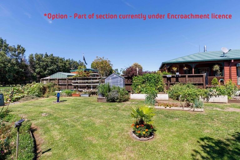 Photo of property in 537 Richmond Road, Lepperton, New Plymouth, 4373