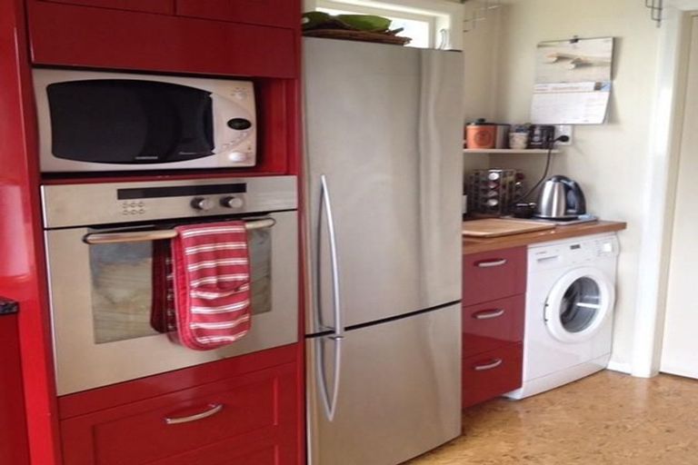 Photo of property in 72a Arimu Road, Papakura, 2110