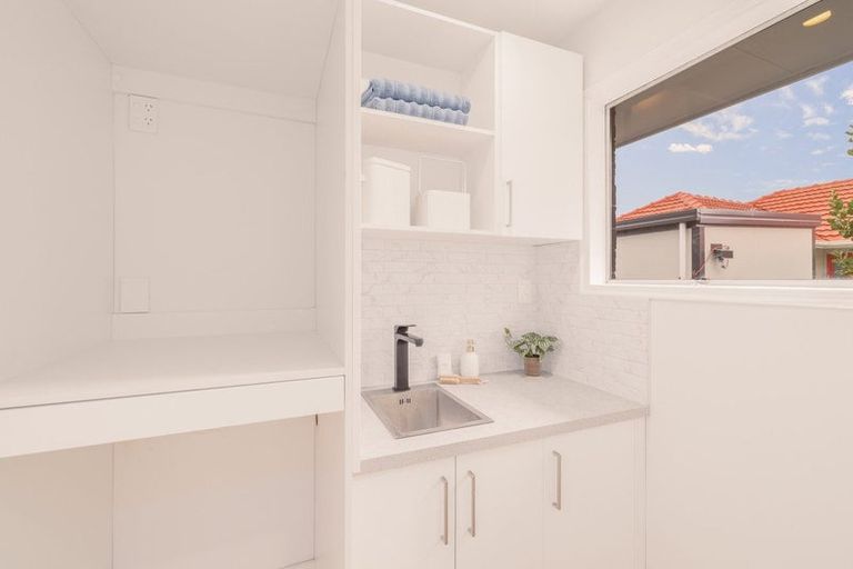 Photo of property in 40 Clydesdale Street, Woolston, Christchurch, 8062