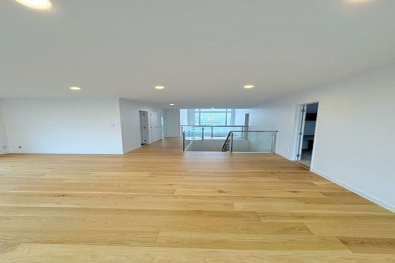 Photo of property in 7 Zara Court, Windsor Park, Auckland, 0632