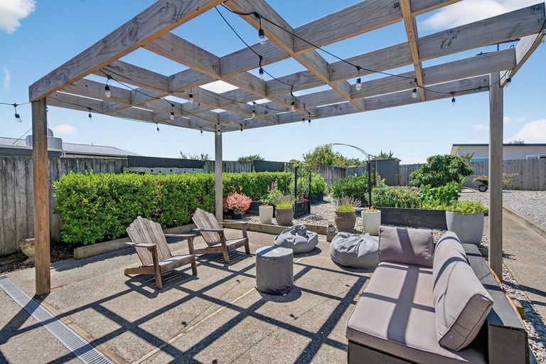 Photo of property in 47 Ferry Road, Martinborough, 5711