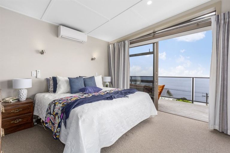 Photo of property in 24 The Parade, Paekakariki, 5034