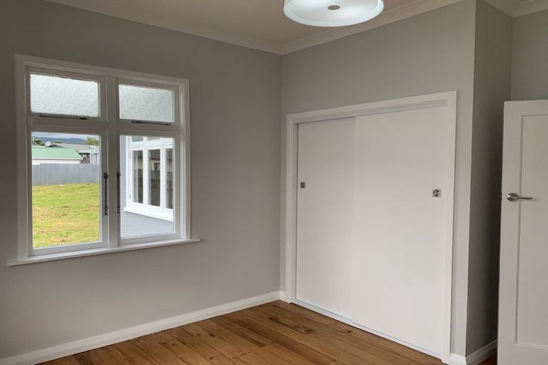 Photo of property in 74 Queenwood Road, Levin, 5510